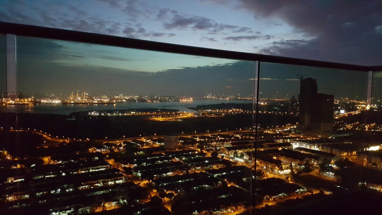 D'Calton Seaview Apartment Джохор Бахру Екстериор снимка